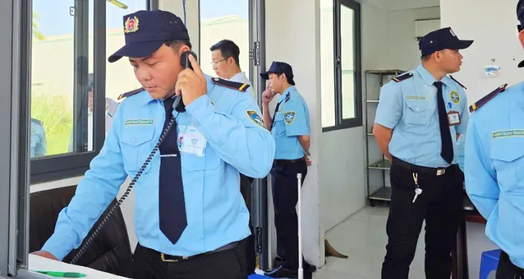 Dịch Vụ Bảo Vệ Ngày Lễ