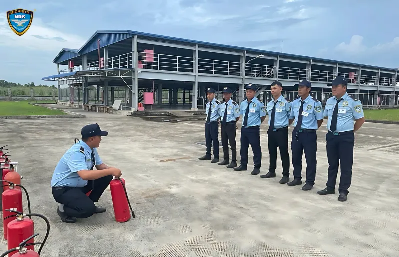 Bảo Vệ Nhà Máy