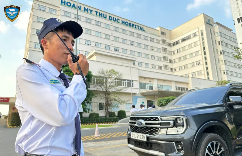 bộ đàm bảo vệ sự kiện