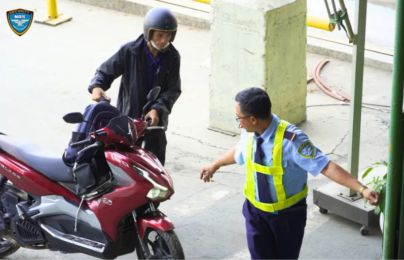 kiểm tra lý lịch